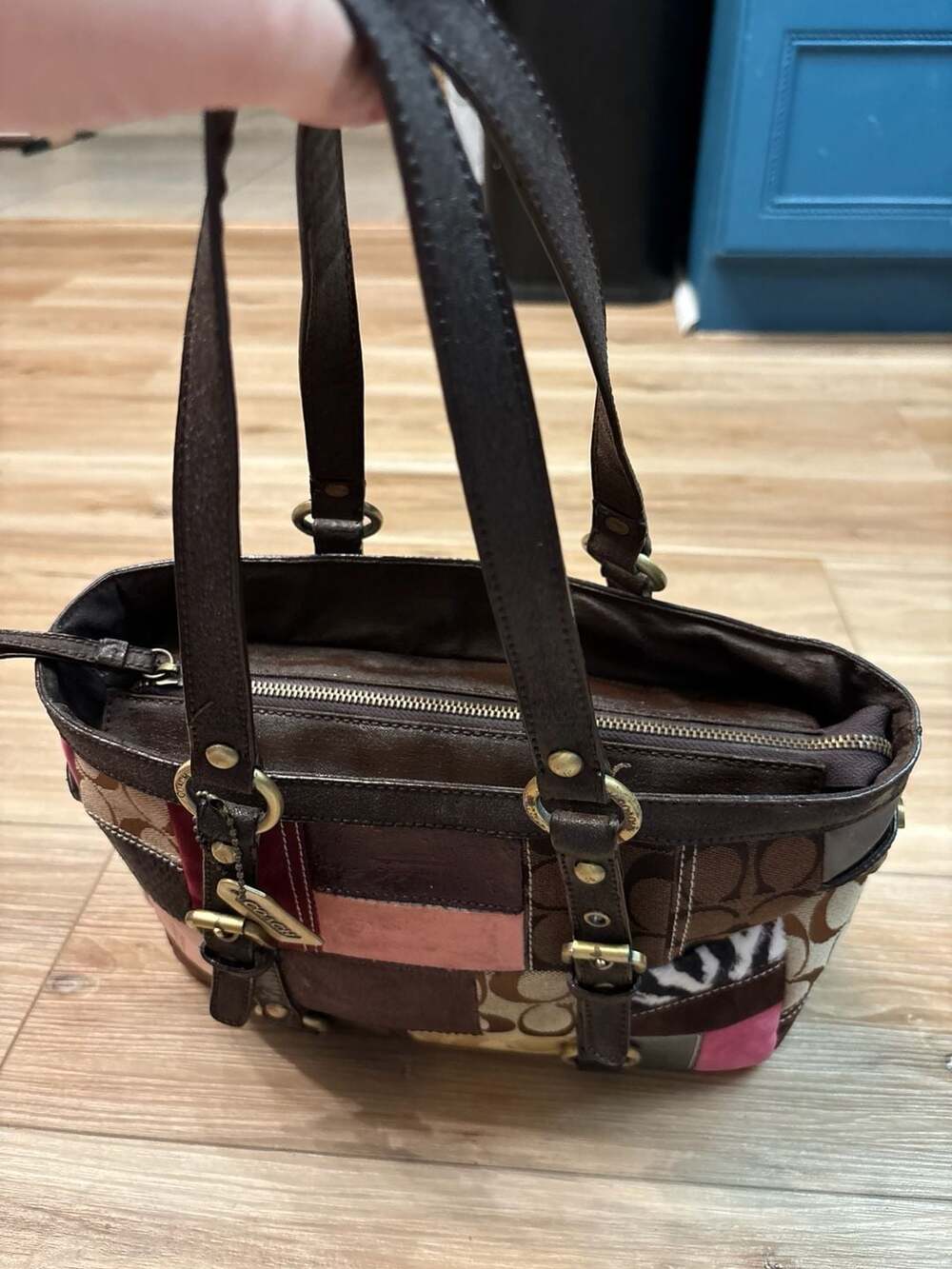 Coach Signature Multicolor Suede and Leather Patchwork Tote RESTORED - Picture 8 of 12